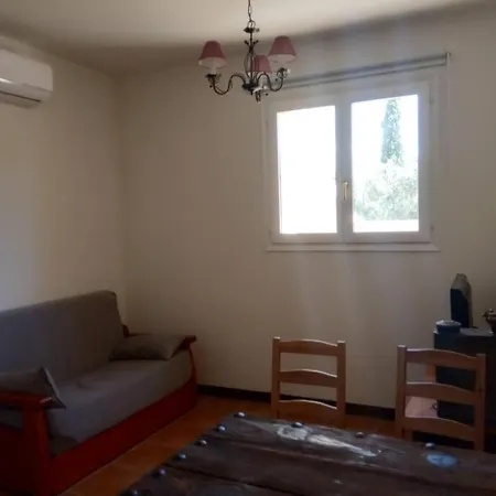 La Noguera Apartment